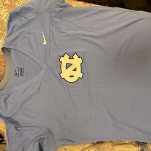 Nike Dri-Fit UNC Tarheels T-Shirt Size xl Blue Lightweight Short Sleeve